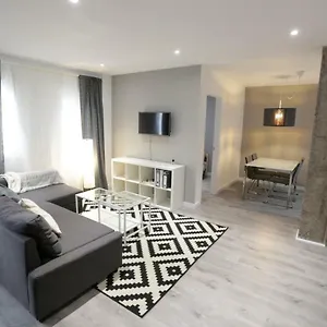 Brand New Charming Next To The River , Seville Spain